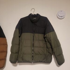 Stylish Black and Green Puffer Jacket
